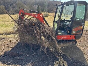 Strojnik kubota 1,5 tuny