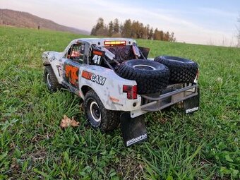 Traxxas UDR