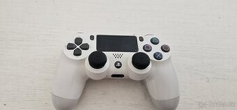 Dualshock 4 malo používaný