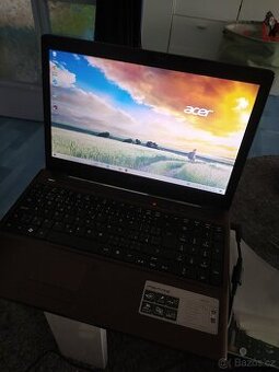Starší Acer 5810T