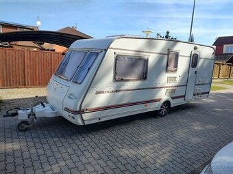 Obytný karavan Encore