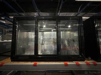 Podbarová třídvéřová lednice Vibocold VBB 3 S