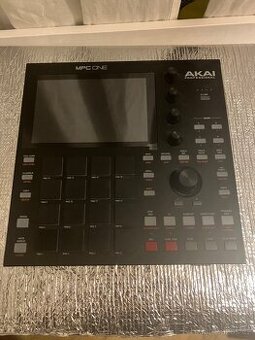 Akai MPC One Standalone MIDI Sequencer 2020 - Present - Blac - 1