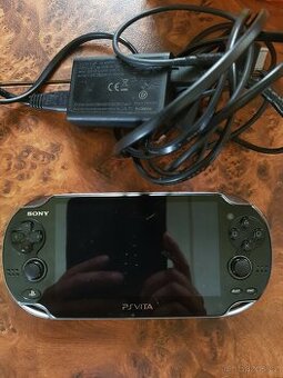 Playstation vita + 2 hry