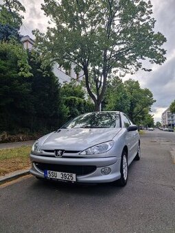 Peugeot 206 + zimní sada kol | Platná STK | 114tis km