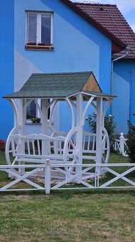 Pergola z posezenim