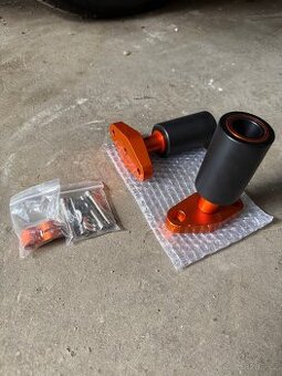 Padáky ktm Duke 390/125