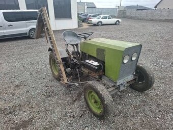 Traktor domací výroby ,sekačka,trabant,hydraulika
