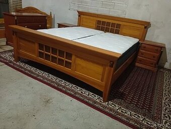 Stylová zámecká ložnice,dovoz Alpy