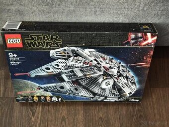 LEGO Star Wars 75257 Millennium Falcon