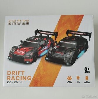 RC auto Nissan GTR 1:24