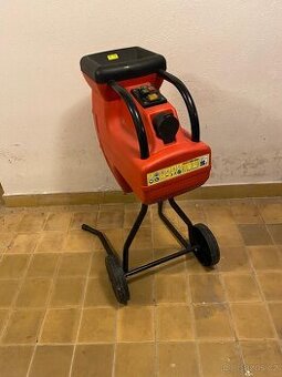 Elektrický drtič větví - HECHT 625