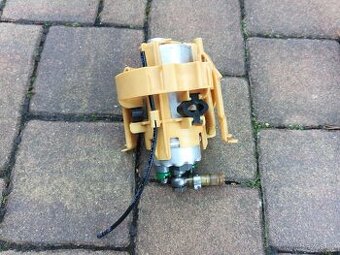 BMW E65 730d palivové čerpadlo