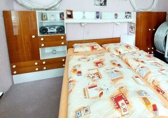 Kompletní ložnice vč. 2 postelí a 2 skříní