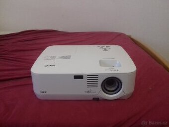 Projektor NEC NP310