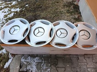 Prodám na MB originální poklice