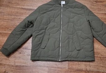 Bunda zelená, nová