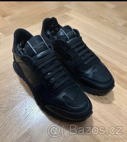 Tenisky. Valentino 36