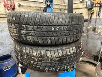 215/65 R17 zimni pneu 2 kusy