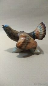 Soška tetřeva z porcelánu