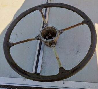 Volant Praha V3S možná Tatra 805 nebo traktor