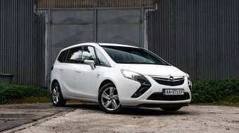 Opel Zafira Tourer 1.4 Benzín + LPG