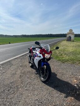 Honda CBR 125R