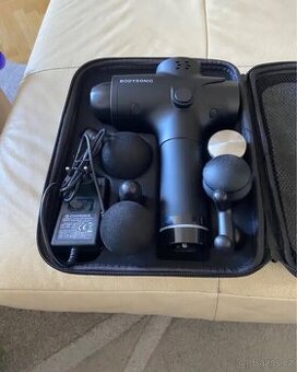 Masážní pistole Bodysonic BS MG03 černá