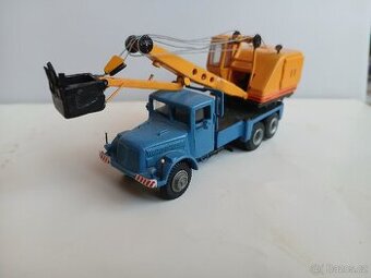 Tatra 111 bagr 1 : 87 HO - 1