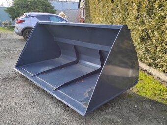 Lopata velkoobjemová 220cm, 1,5m3, uchycení euro