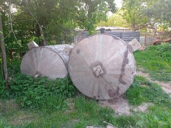 Prodám nerezové nádrže na kvašení ovoce (majč) - 1