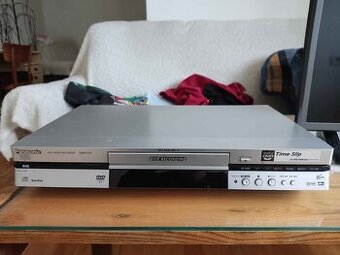 DVD přehrávač - Panasonic DMR-E55 - 1