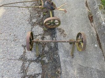Podvozek k motoru - 1