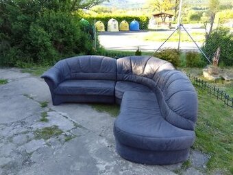 Rohová sedací souprava...modré barvy kozená