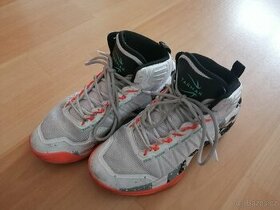 Boty basketbal vel. 39