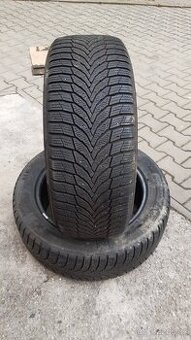 Pneu 235//55/18