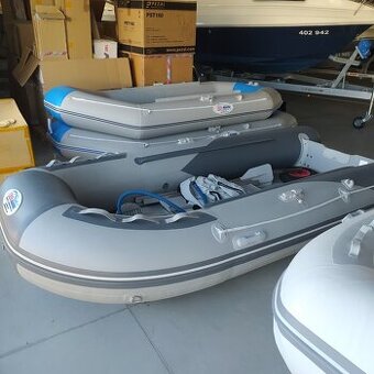 Nafukovací člun Czech Marine 390 W podlaha skládací desková