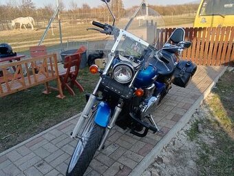 Kawasaki VN 900 Custom
