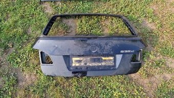 Páté vrata Bmw E61 na opravu