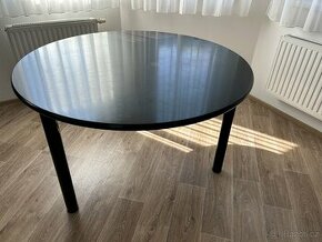 Jídelní stůl 120 cm pro 6 osob