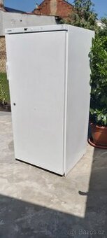 Lednice Liebherr výška 170cm.Vlezou tam i velké přepravky - 1
