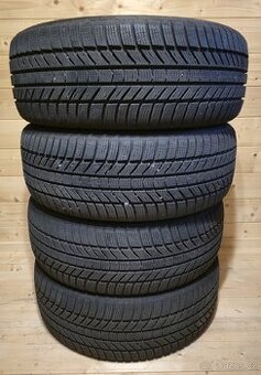 Zimní pneumatiky Continental 235/45 r20