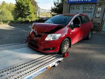 Toyota Auris -- náhradní díly