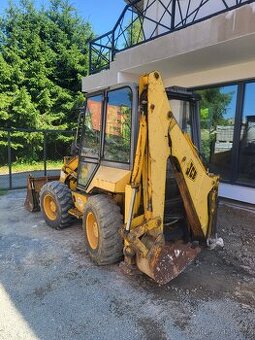 Traktorbagr JCB 2CX