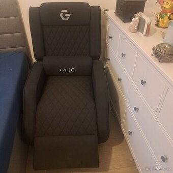 Spěchá, při rychlém jednání, sleva. Prodám nové2x použité.