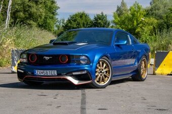 Ford Mustang GT 4.6 V8 Kompresor Saleen