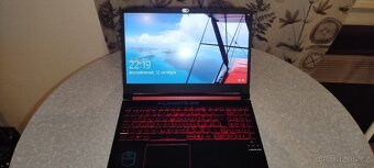 Acer Nitro 5 – GTX 1080 / 16 GB RAM / 1 TB SSD