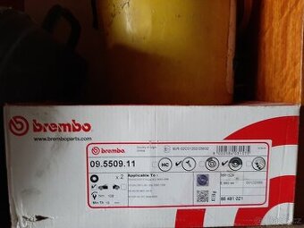 Přední brzdové kotouče Brembo: Honda, Lotus, MG a Rover