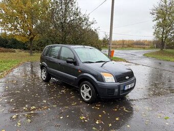 Ford Fusion 1.4i 59 kW – rok 2008