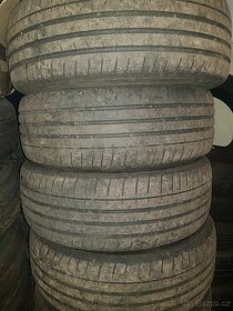 235/60-18 letni Nexen